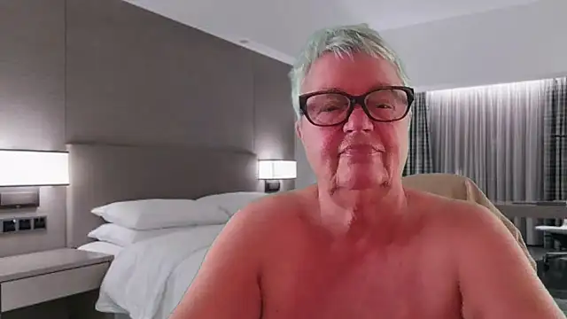 Mystery-Grandmother's Live XXX Chat