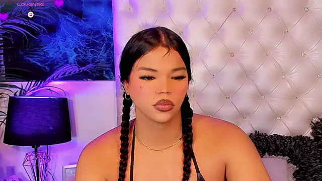 Keira_Fox31's Live XXX Chat