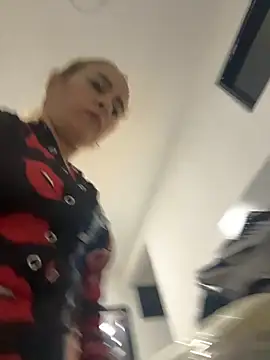 Chat +18 de Natigoonzalez ao vivo
