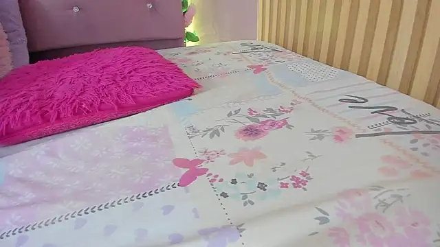 lovely__kiss__ Webcam-Show