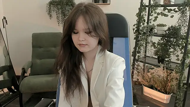 Elainebeness' Live XXX Chat