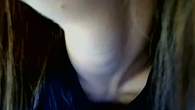 Anika_bloom's Live XXX Chat