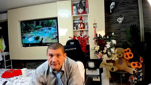 Živý XXX chat SpartacusDaddy48