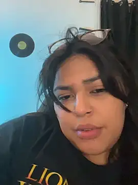 Chat +18 de miacanela_xo ao vivo