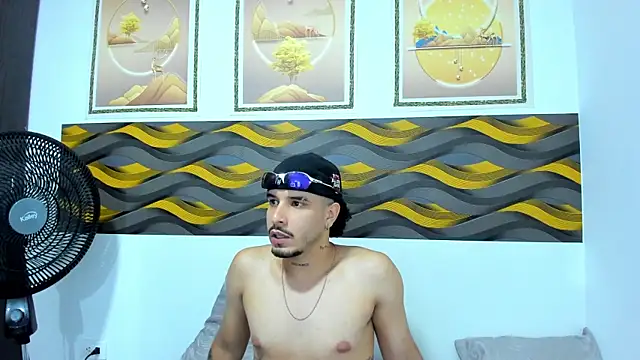 Chat +18 de Leon_Hotx ao vivo