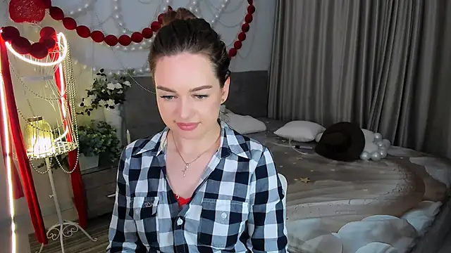 MiracleCurly's Live XXX Chat