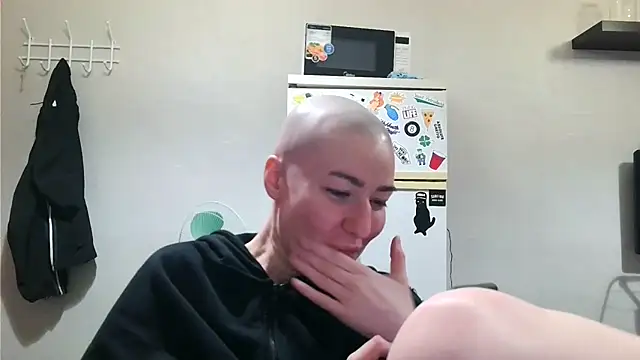 Julia_Bright live XXX chat