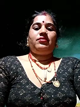 Hot_kamla Chat XXX live