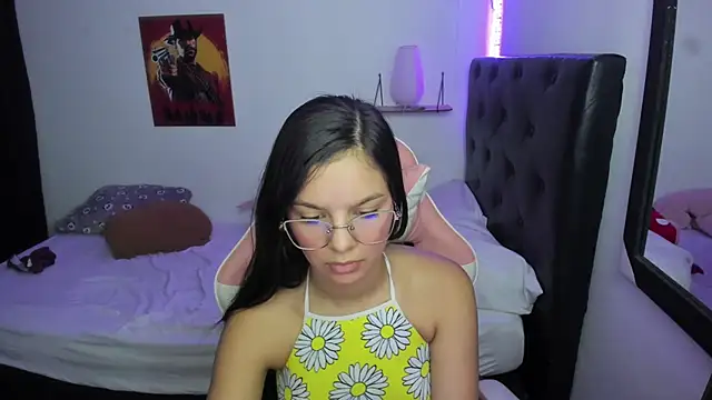 jessi_and_boy Show Webcam