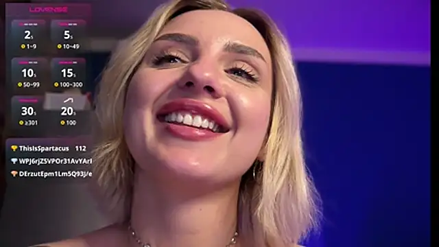 mari_grey élő XXX-chatje