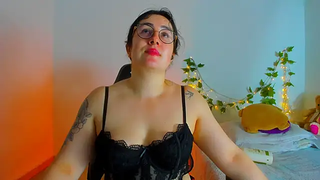Chat +18 de Susan_Foxx ao vivo