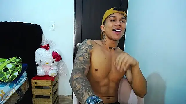 แชท XXX สดของ Leonard_Price
