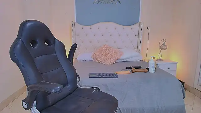 elizabeth_santos1: απευθείας συνομιλία ΧΧΧ
