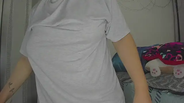 HARLEYNAPIER élő XXX-chatje