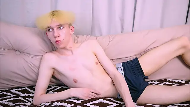 Evans_Mark élő XXX-chatje