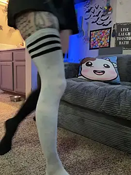 Toxii- Chat XXX live