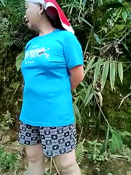 yaja-chan 网络视讯表演