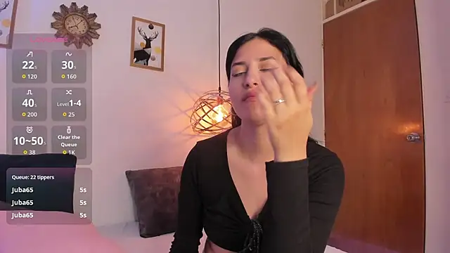 Sallyrosee_ webkamerás műsora