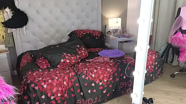 RoxalanaStar – Naživo XXX chat