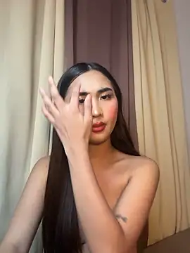 Diannellove Adlı Modelin Canlı XXX Sohbeti
