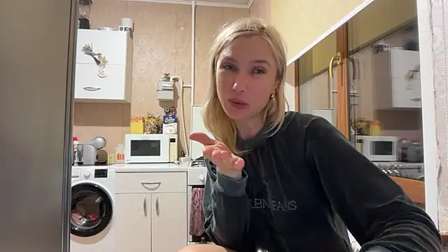AngelJeni Show Webcam