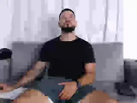 Handsomen69 Live XXX-chat