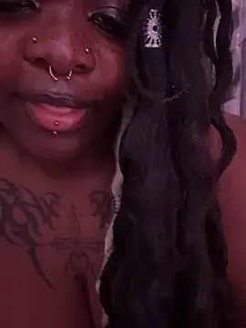 Nyla_xoxn Live XXX chat