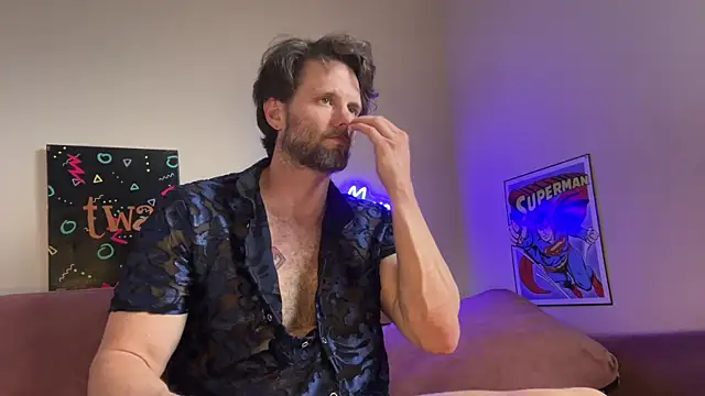 alexmannd 在線直播表演
