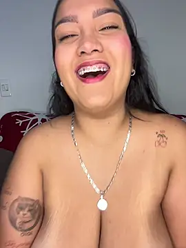 دردشة Teffy__xxx الجنسية المباشرة