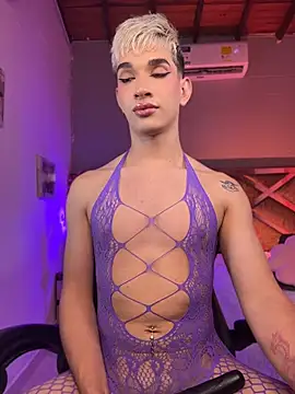 Pokazy przed kamerką – Cherry_zayden_