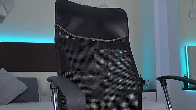 DanteeStone élő XXX-chatje