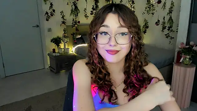 SereneFlame Adlı Modelin Canlı XXX Sohbeti
