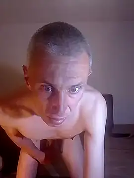 Pokazy przed kamerką – MaikBuoy