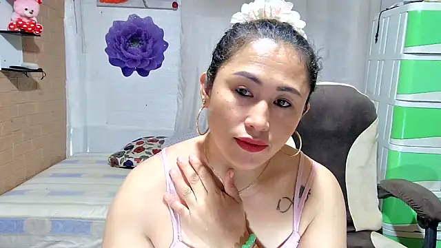 Filipina_Desire: απευθείας συνομιλία ΧΧΧ