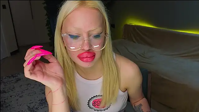 Chat XXX en directo de Luna_Beverly