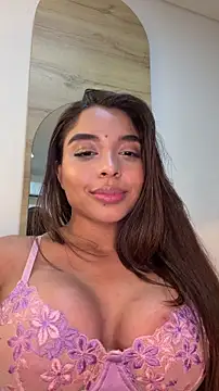 AnnyVega__ Adlı Modelin Canlı XXX Sohbeti