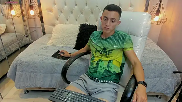 โชว์เว็บแคมของ oliver_chaze_
