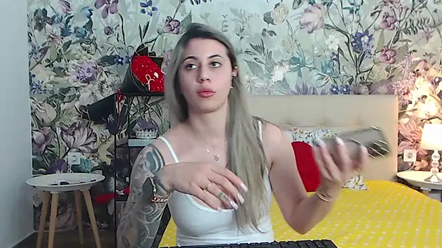 RoseDiamond06 – Live XXX-chat
