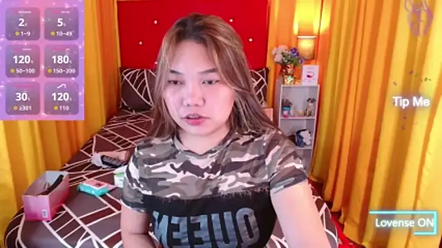 XxSexyPinay4uxX Adlı Modelin Web Kamerası Şovu