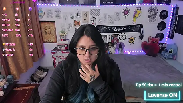 XXX chat uživo modela Cherry_blush_