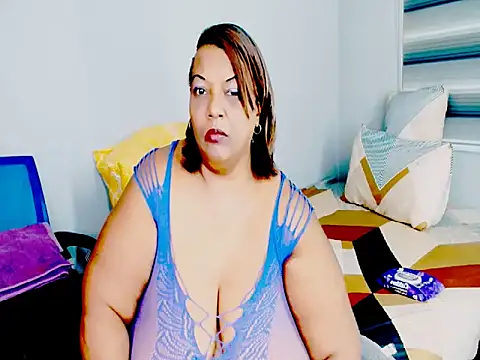 Chat +18 de Sassy_Tassy ao vivo