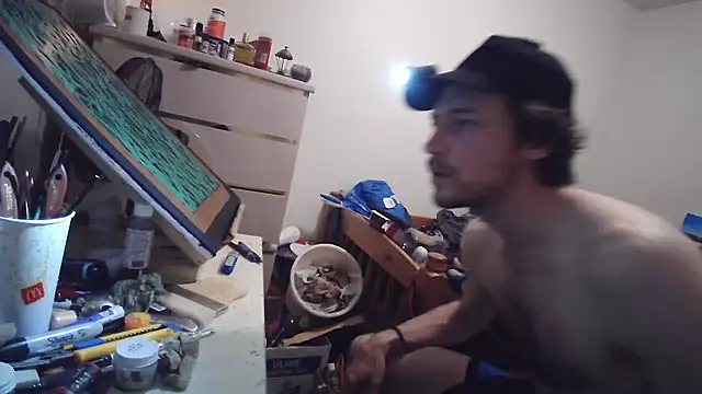 JohnnyMoves élő XXX-chatje