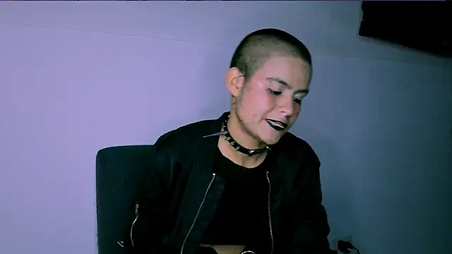 alex_one888's Live XXX Chat