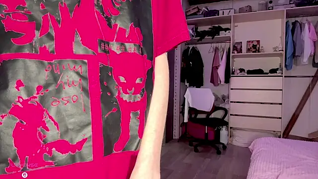 SlunkRear Adlı Modelin Canlı XXX Sohbeti