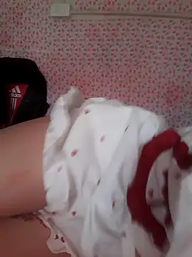 -Tara-a webcam show