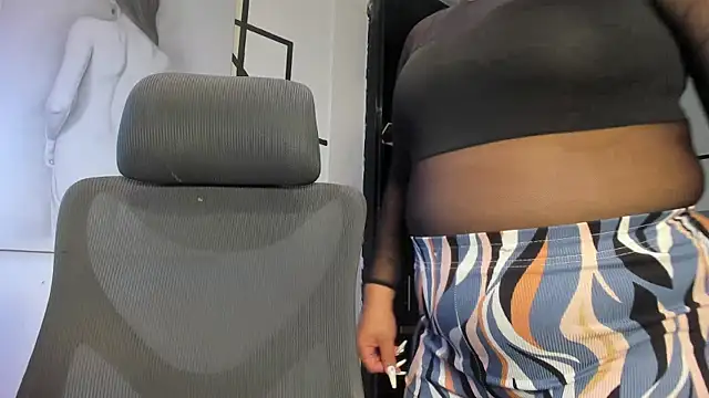 LilithRousse Show in webcam