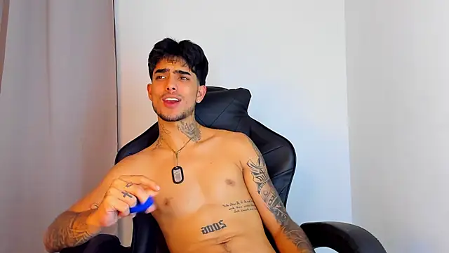 MIGUEL_AGUIRRECA Webcam show