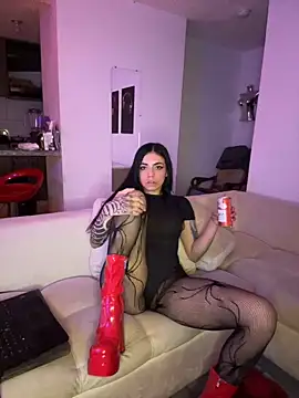 i_am_nina_'s Live XXX Chat