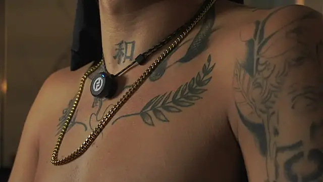 AlphaMasterXxxn Live XXX chat