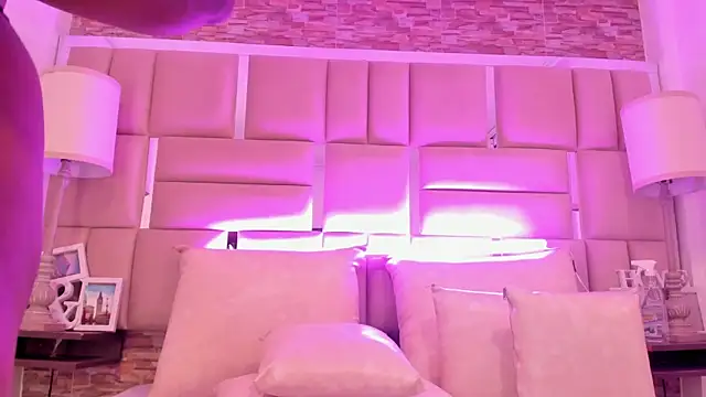 ShaniaBrownn লাইভ XXX চ্যাট